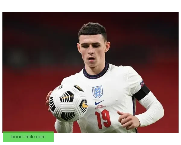 福登荣膺英超最佳球员彰显新一代英格兰中场实力